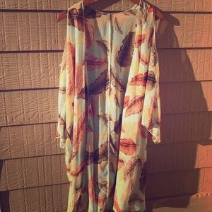 Size M cold shoulder chiffon feather kimono